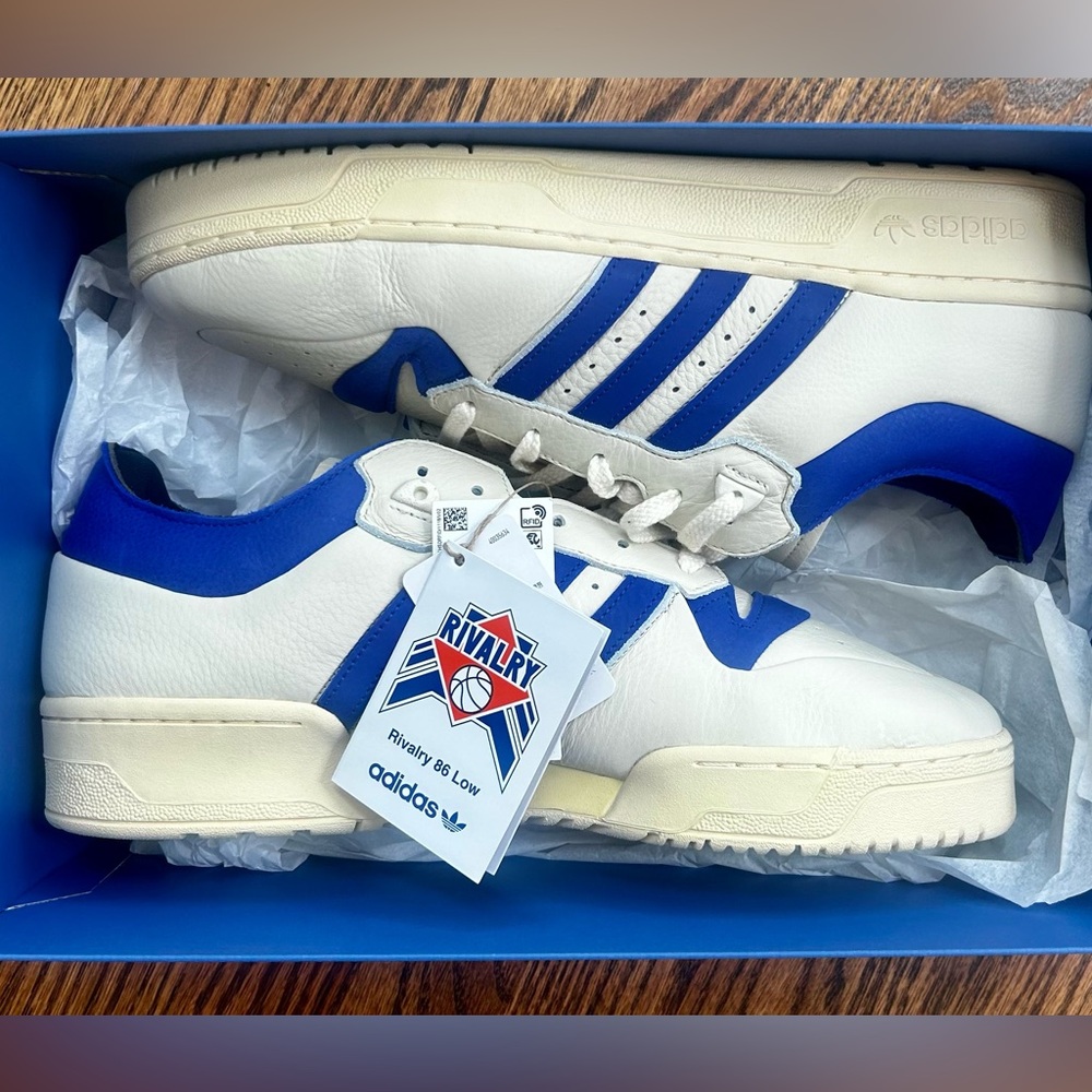 adidas Rivalry 86 Low Cream White Lucid Blue Men’s size 13